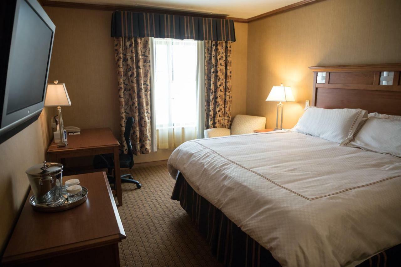 Hotel Mineral Palace & Gaming